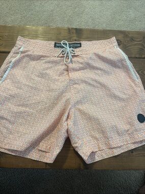 Indigo & Freedom Men's Peach Micro-Print Swim Trunks